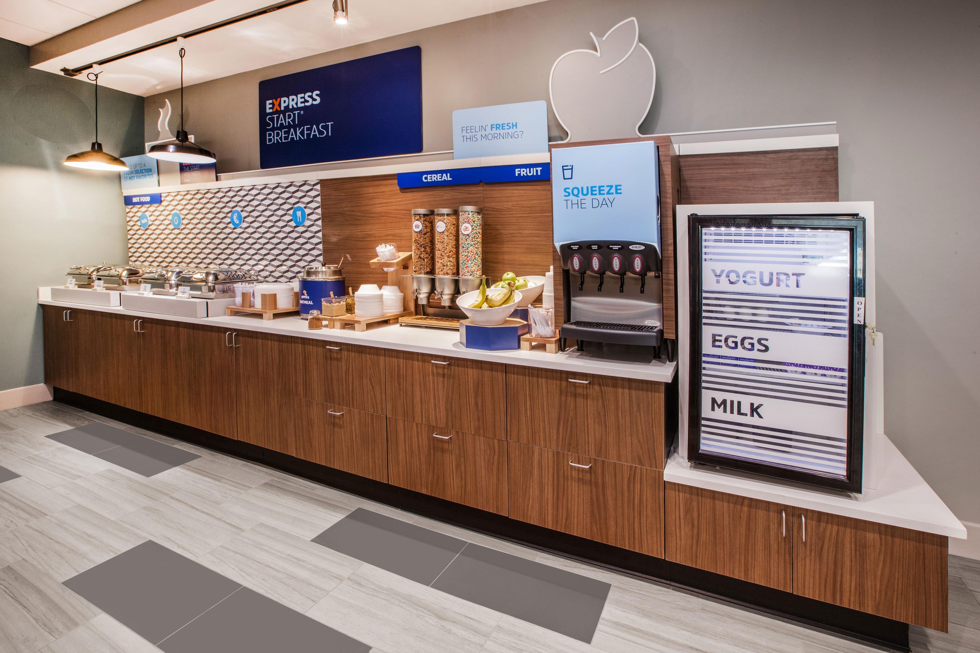 Express & - By Ihg