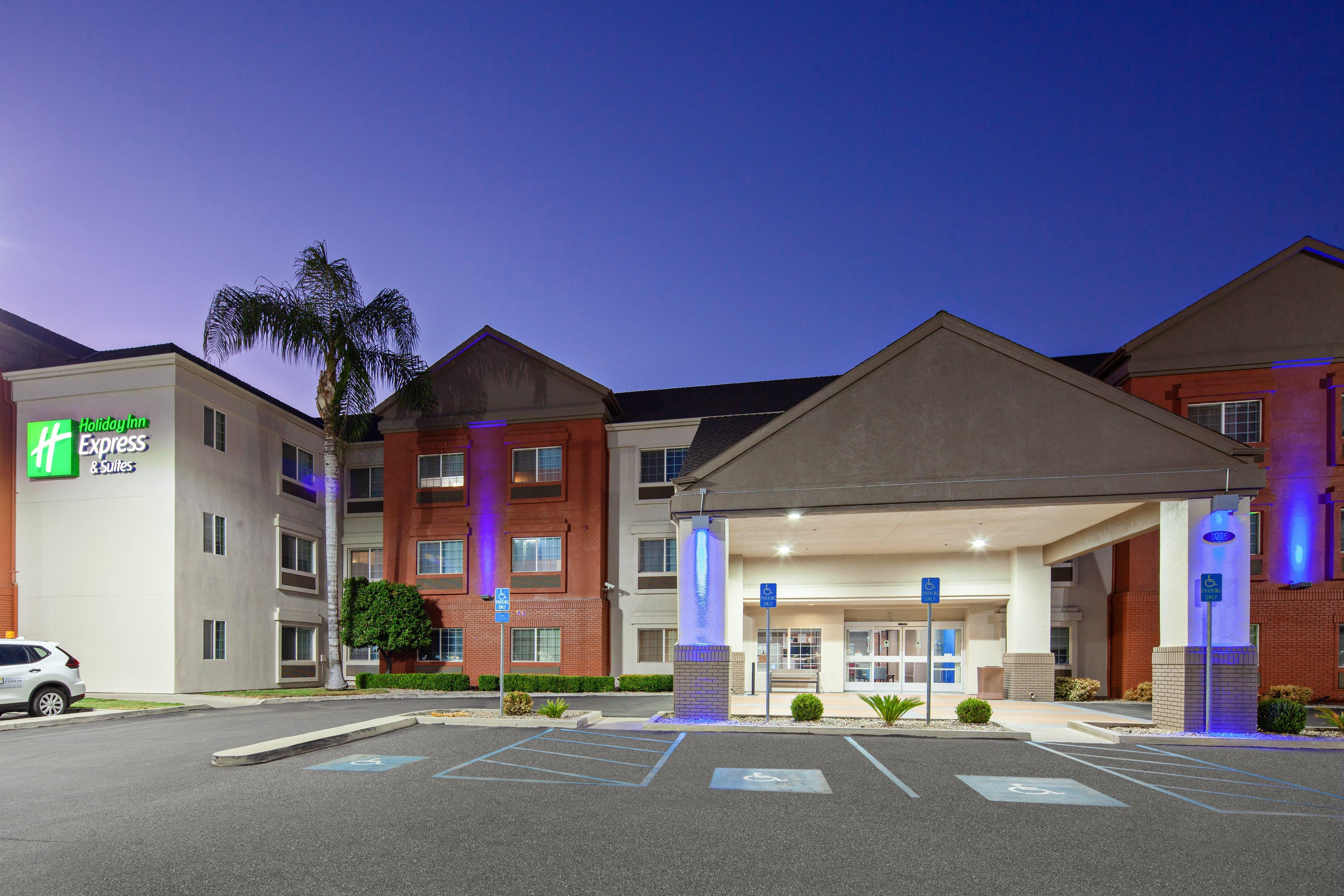 Hotel Express & - By Ihg 3*
