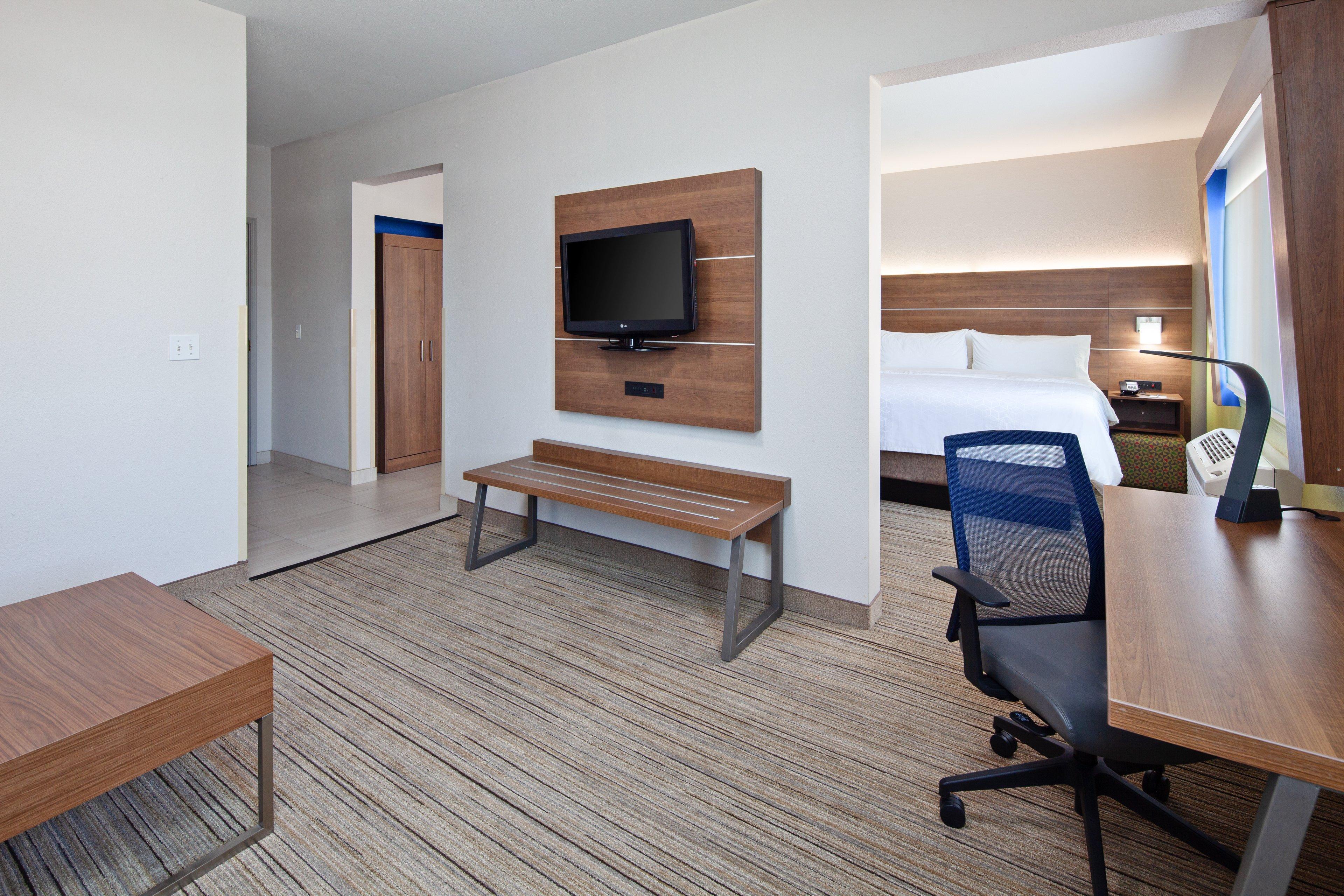 Hotel Express & - By Ihg 3*
